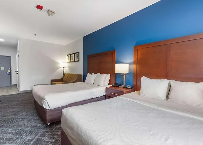Comfort - Addison 4*
