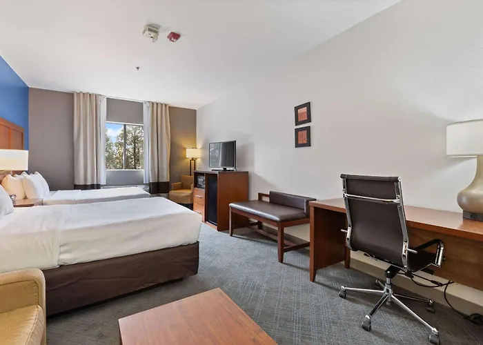 Hotel Comfort - Addison 4*