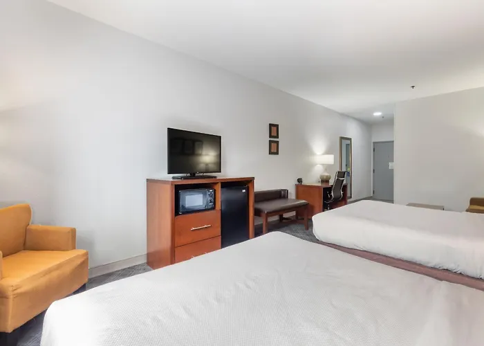 Hotel Comfort - Addison Lombard