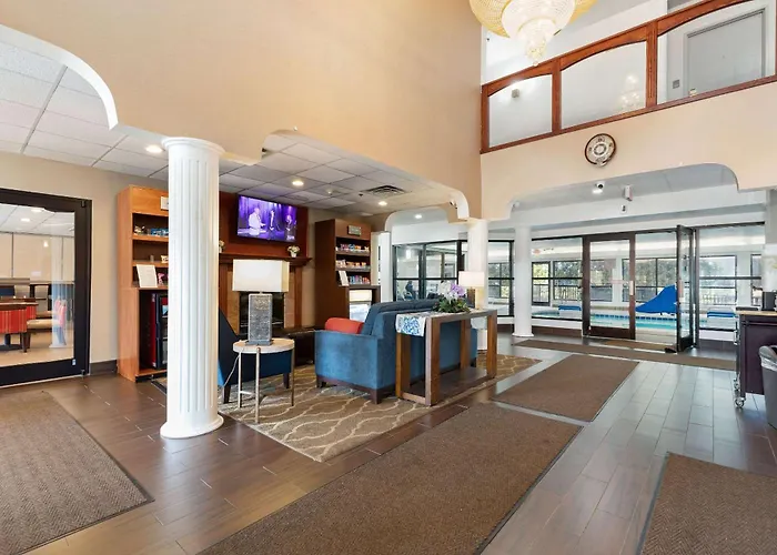 Comfort - Addison 4*