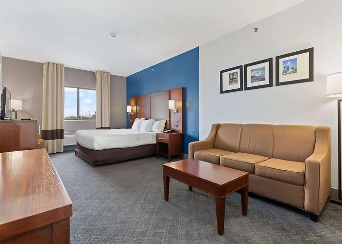 Hotel Comfort - Addison Lombard